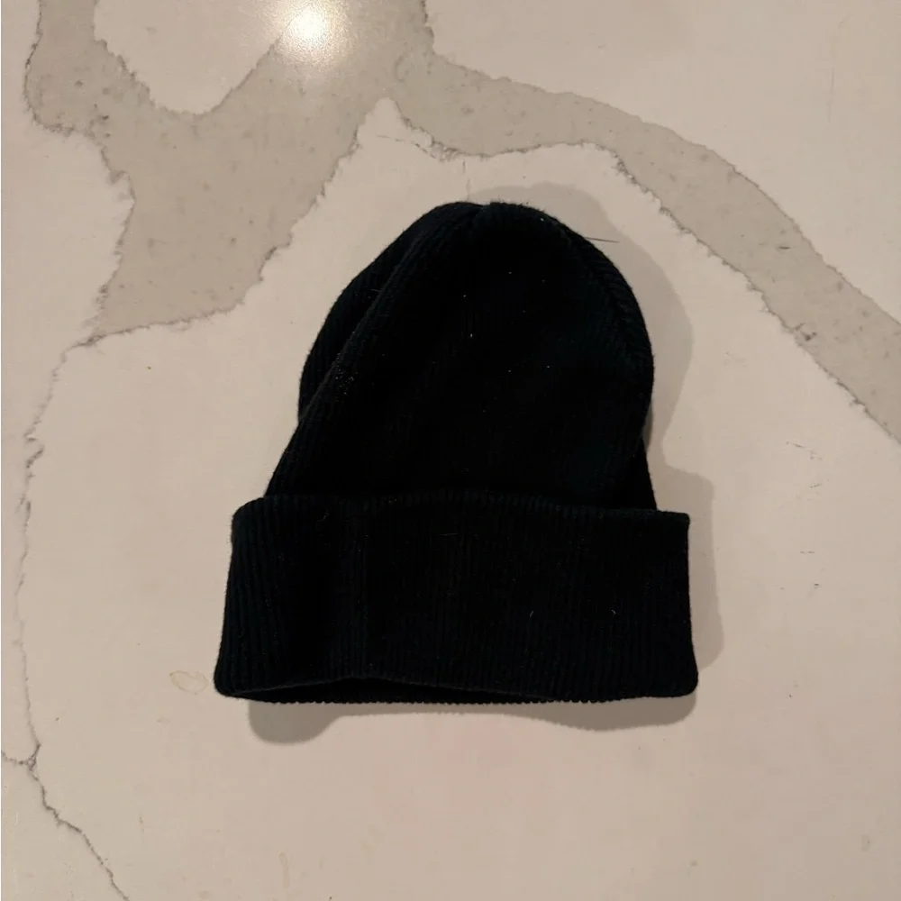 $14 Zara Black Beanie Ribbed One‎ Size Carhartt